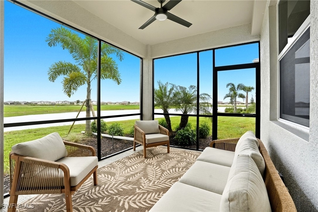 5667 Melbourne Ct - Photo 32