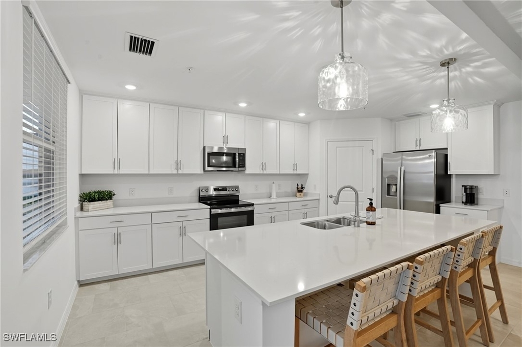 5667 Melbourne Ct - Photo 8
