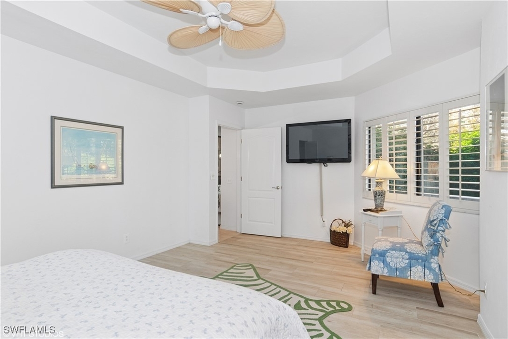 7048 Pelican Bay Boulevard - Photo 10