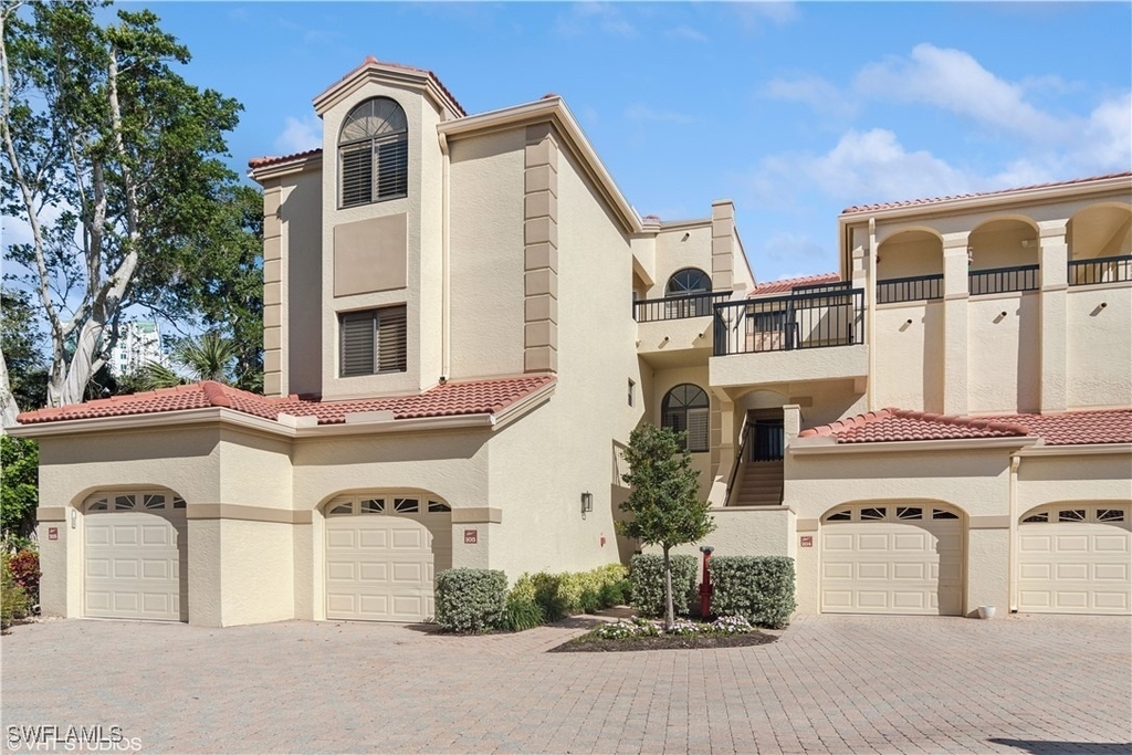 7048 Pelican Bay Boulevard - Photo 0