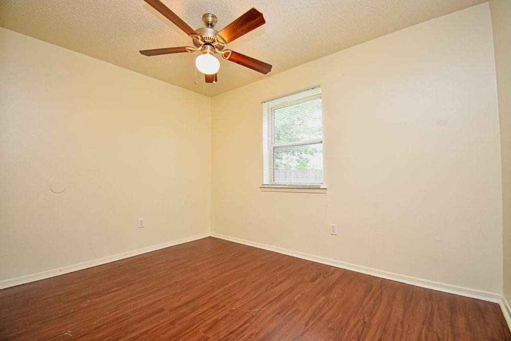 100 Sunset Street - Photo 11