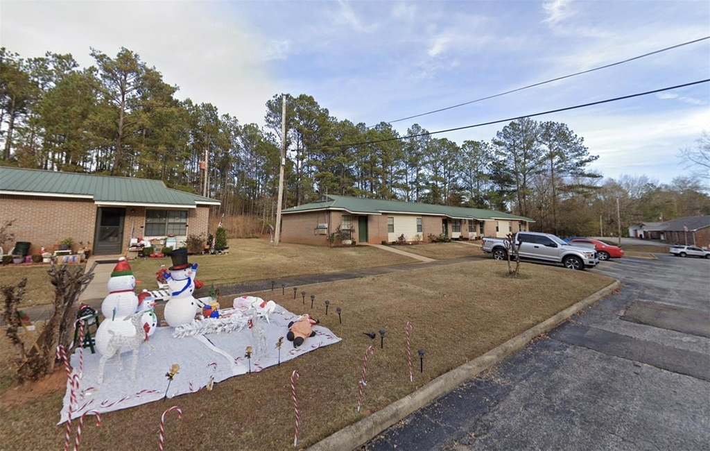 525 Lee Rd 379 - Photo 2