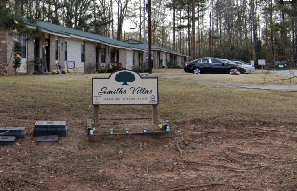 525 Lee Rd 379 - Photo 0