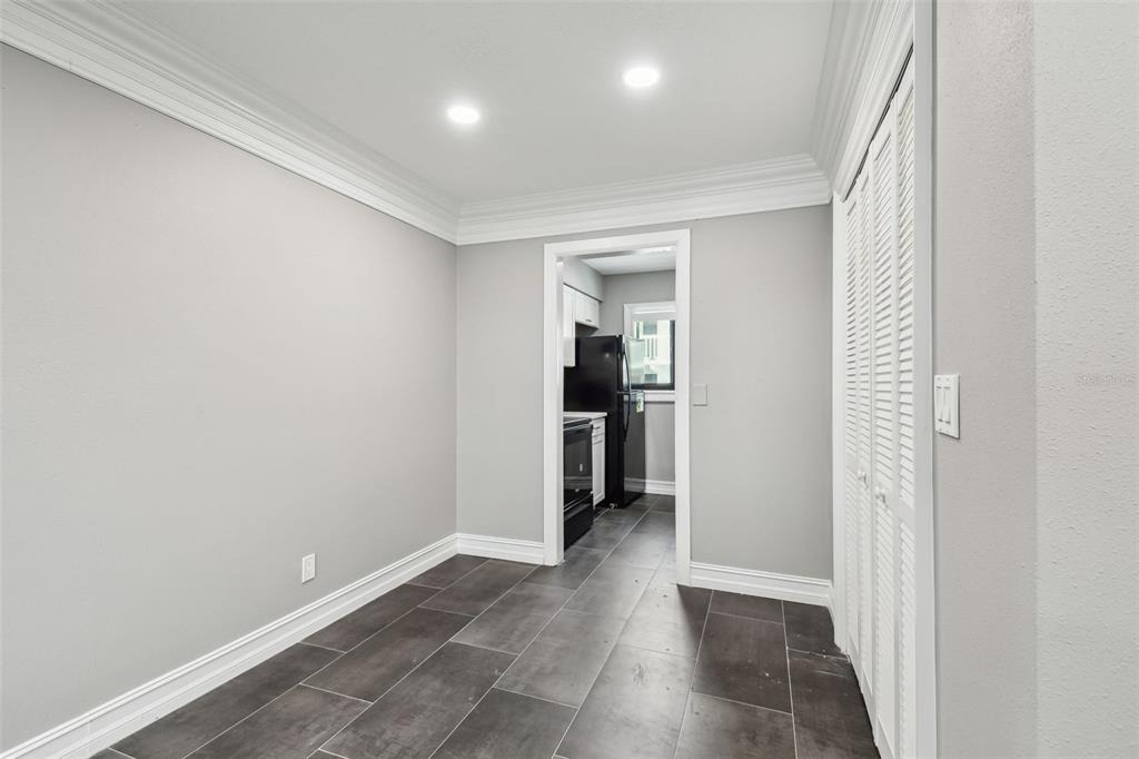 2942 W Bay Drive - Photo 10