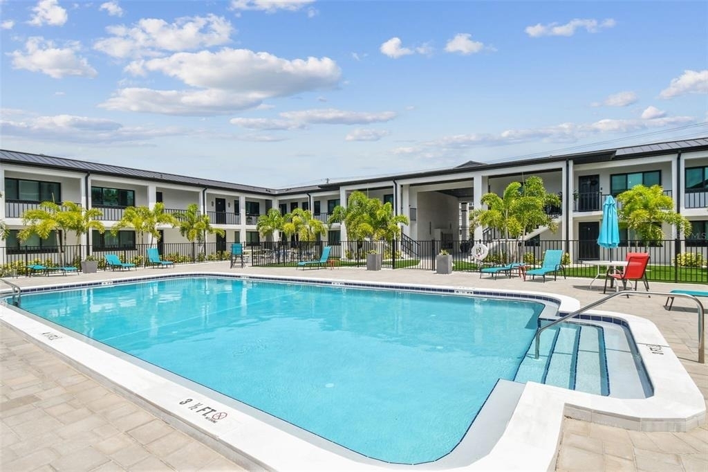 2942 W Bay Drive - Photo 32