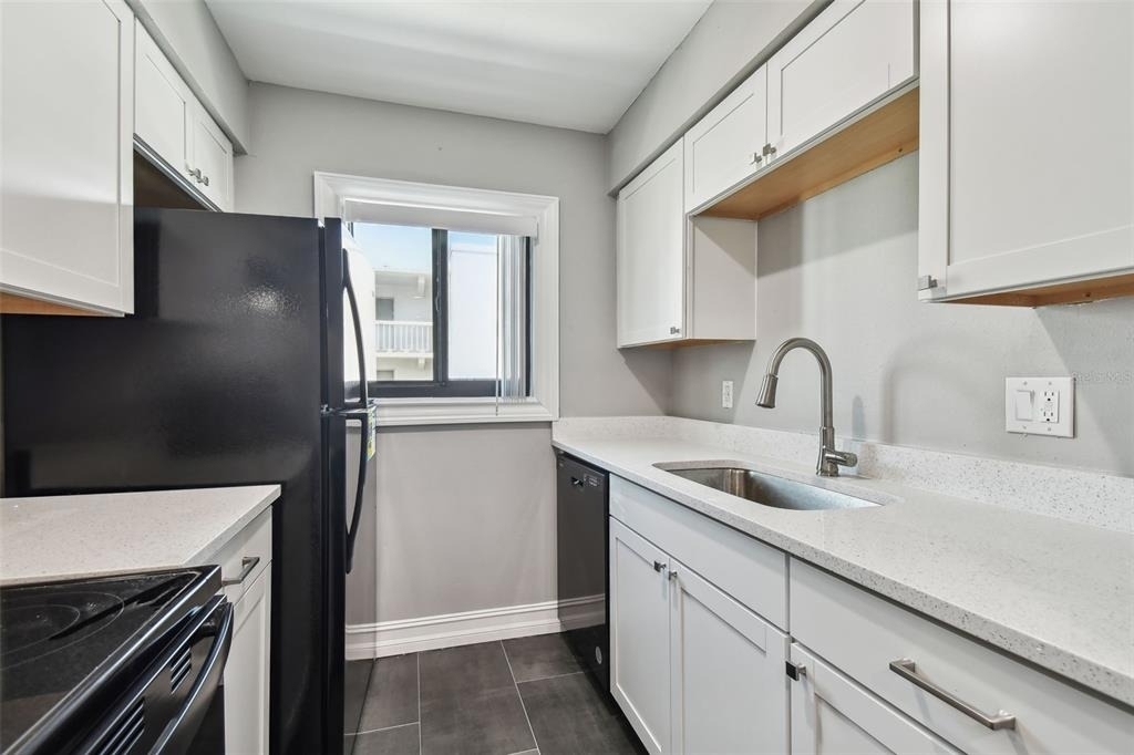 2942 W Bay Drive - Photo 9