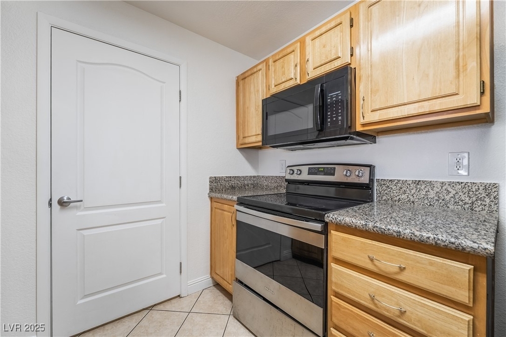 5055 W Hacienda Avenue - Photo 14