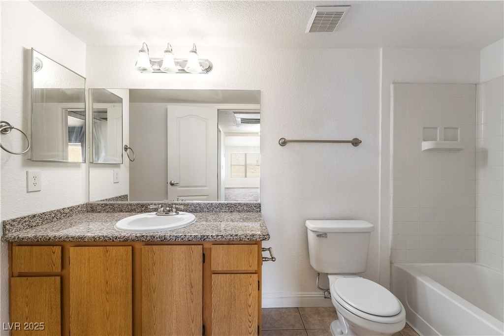 5055 W Hacienda Avenue - Photo 17