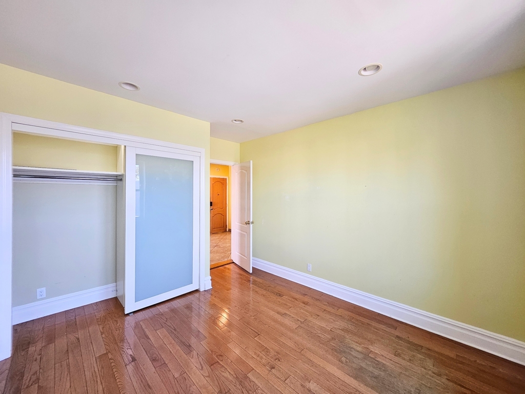 64th Street and 13th Avenue - Photo 4
