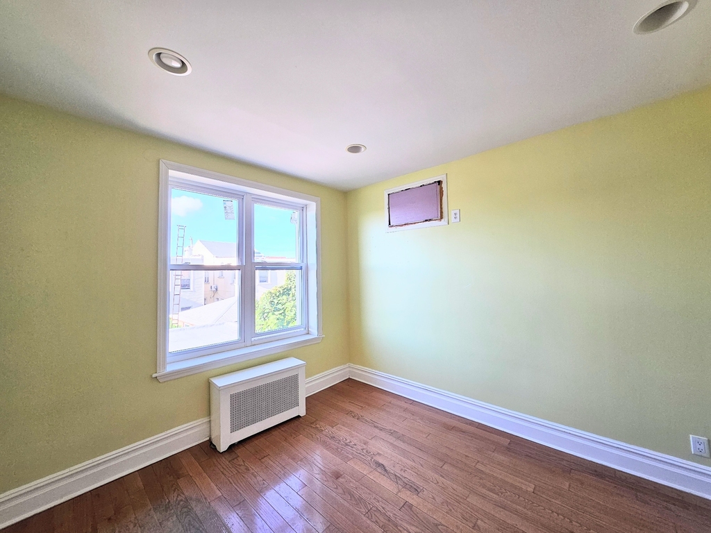 64th Street and 13th Avenue - Photo 2