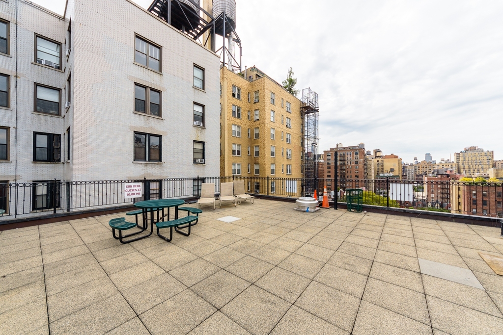 304 West 92nd Street - Photo 8