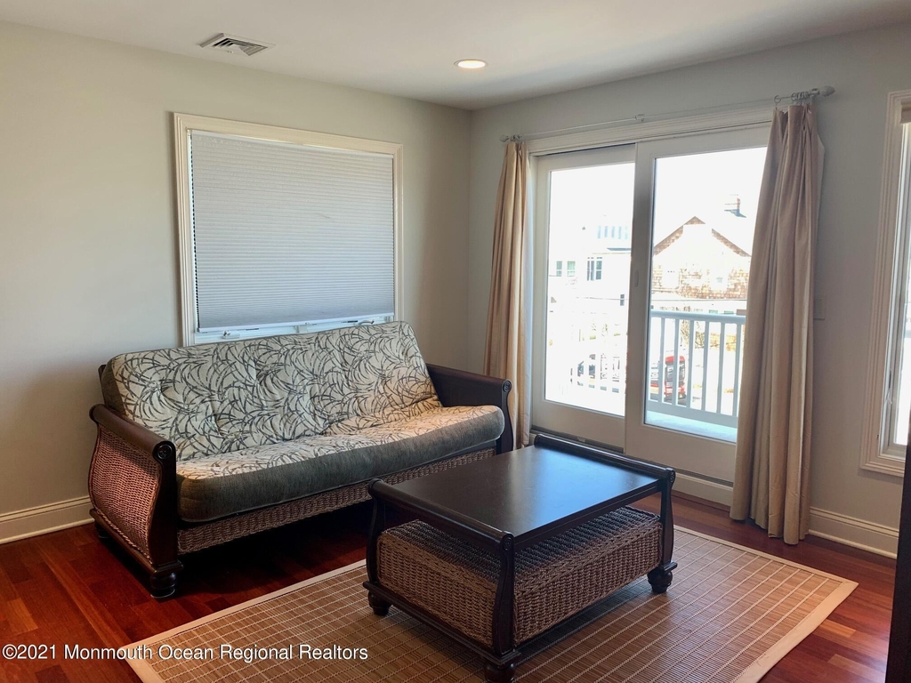 919 N Ocean Avenue - Photo 34