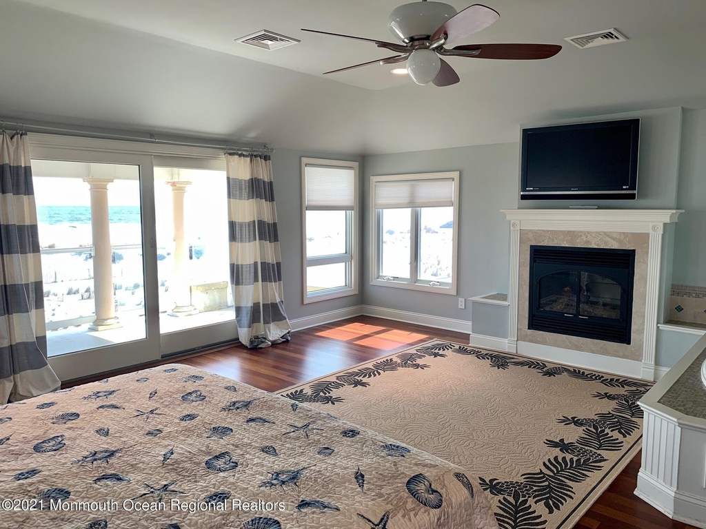 919 N Ocean Avenue - Photo 29