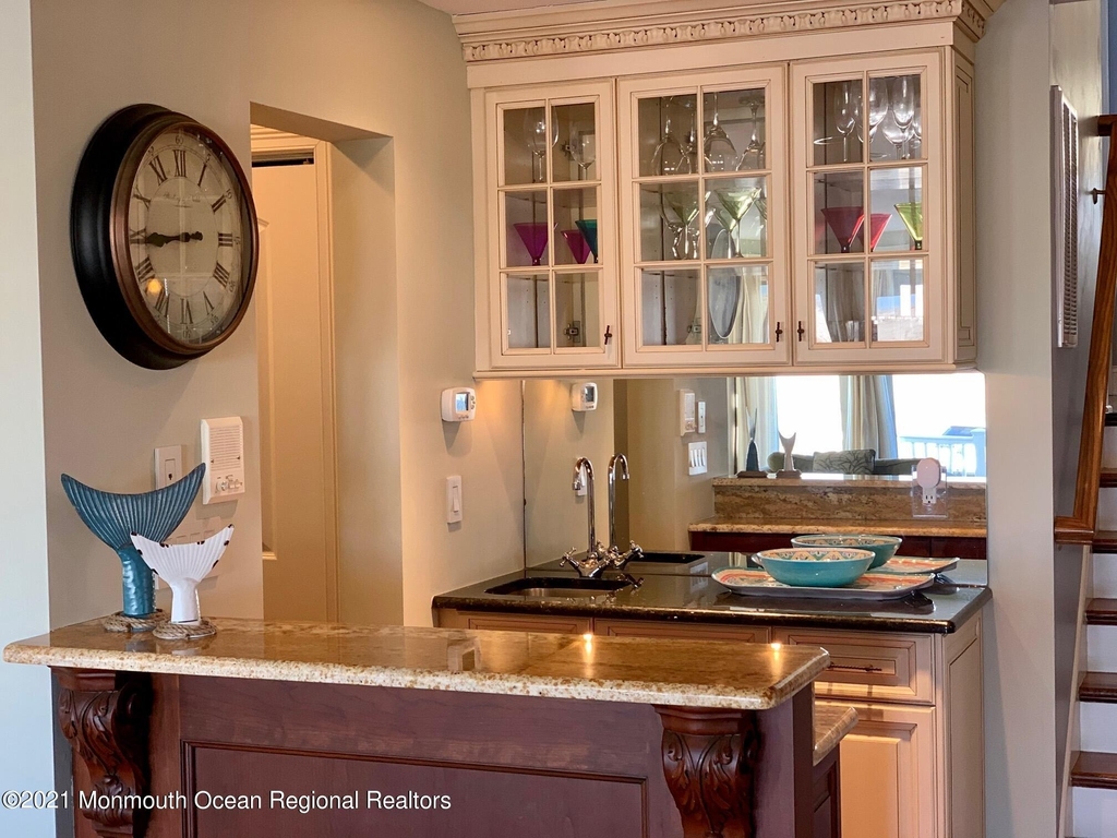 919 N Ocean Avenue - Photo 10