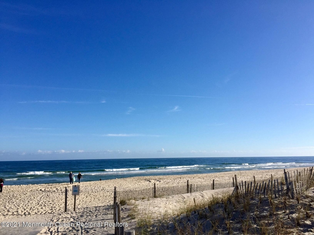 919 N Ocean Avenue - Photo 37