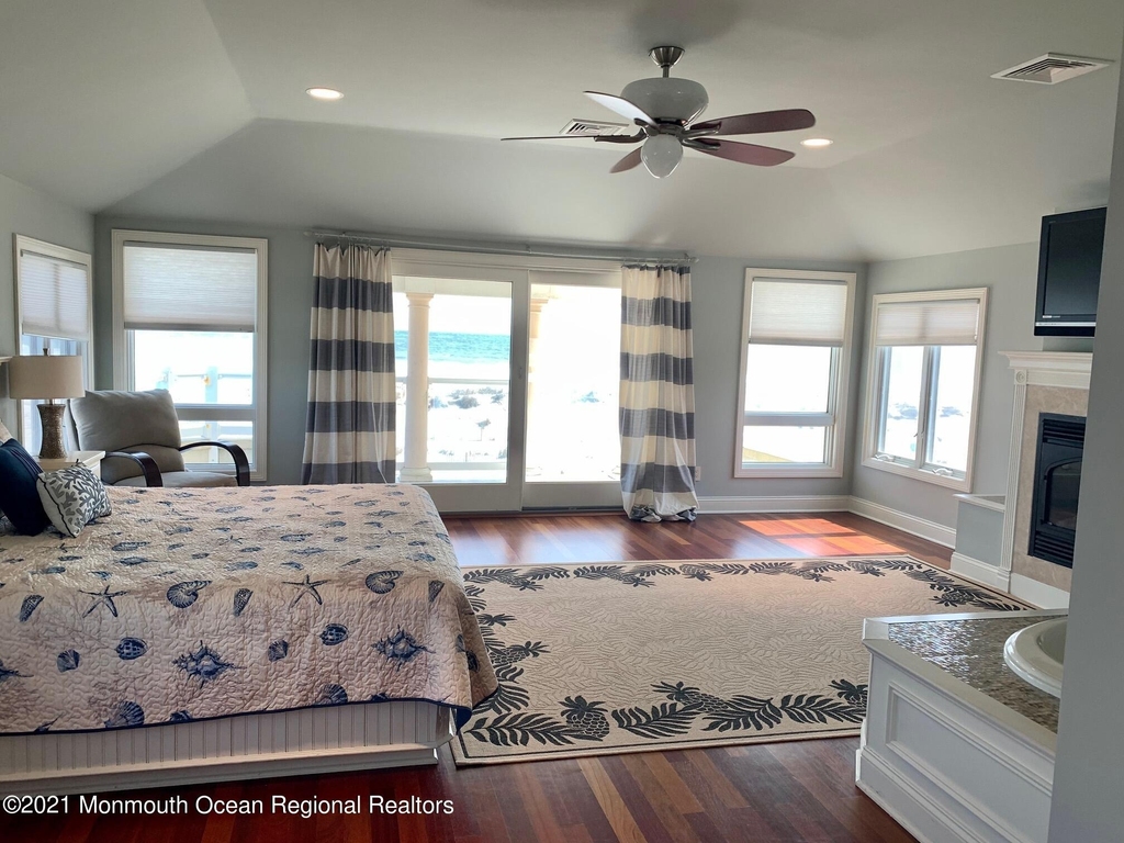 919 N Ocean Avenue - Photo 28