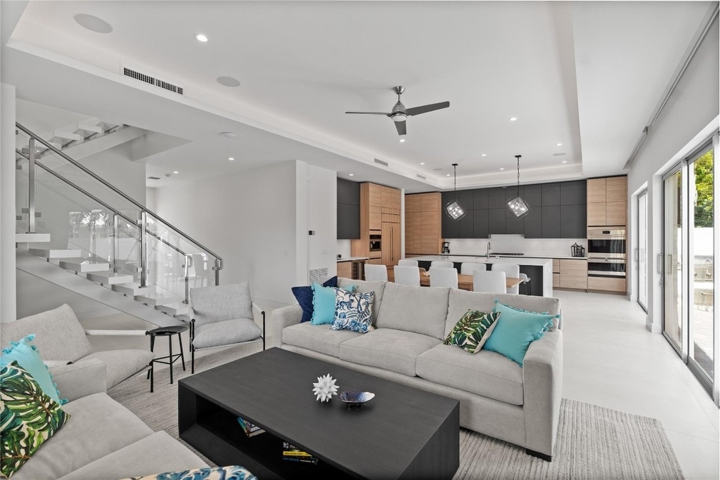 221 Shore Court - Photo 26