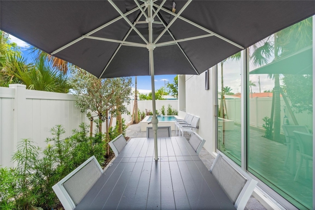 221 Shore Court - Photo 34