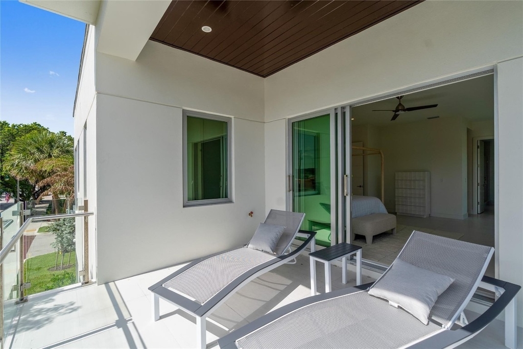 221 Shore Court - Photo 53