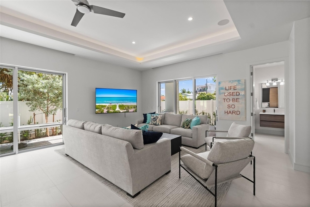 221 Shore Court - Photo 17