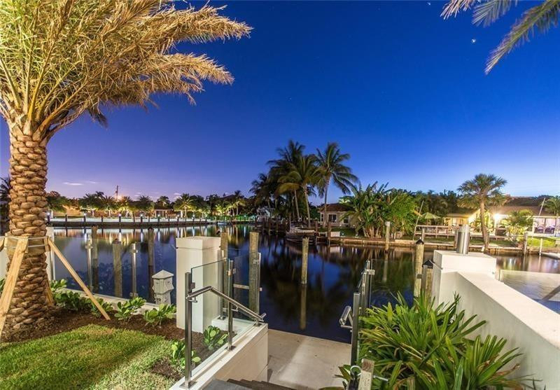 221 Shore Court - Photo 8