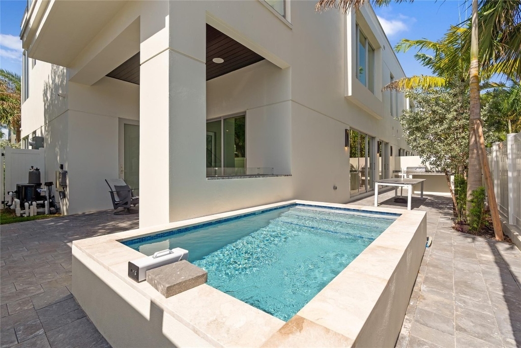221 Shore Court - Photo 30