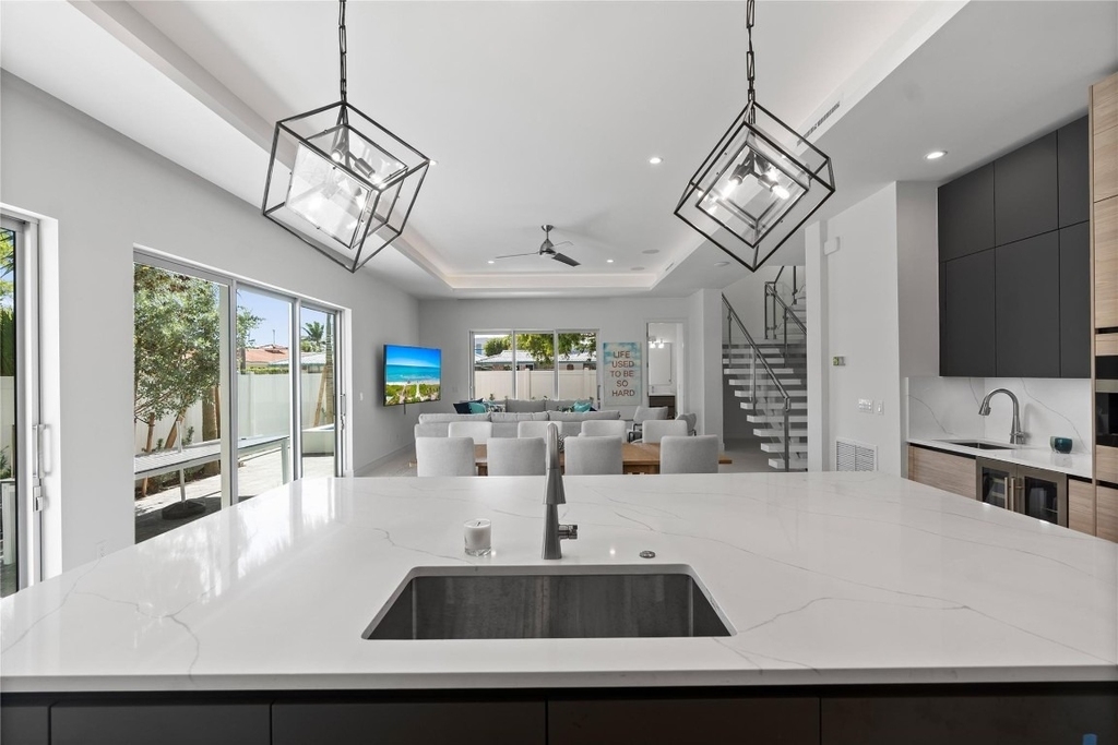 221 Shore Court - Photo 24