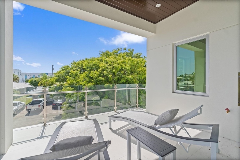221 Shore Court - Photo 52