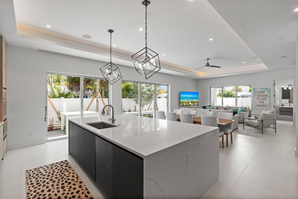 221 Shore Court - Photo 20
