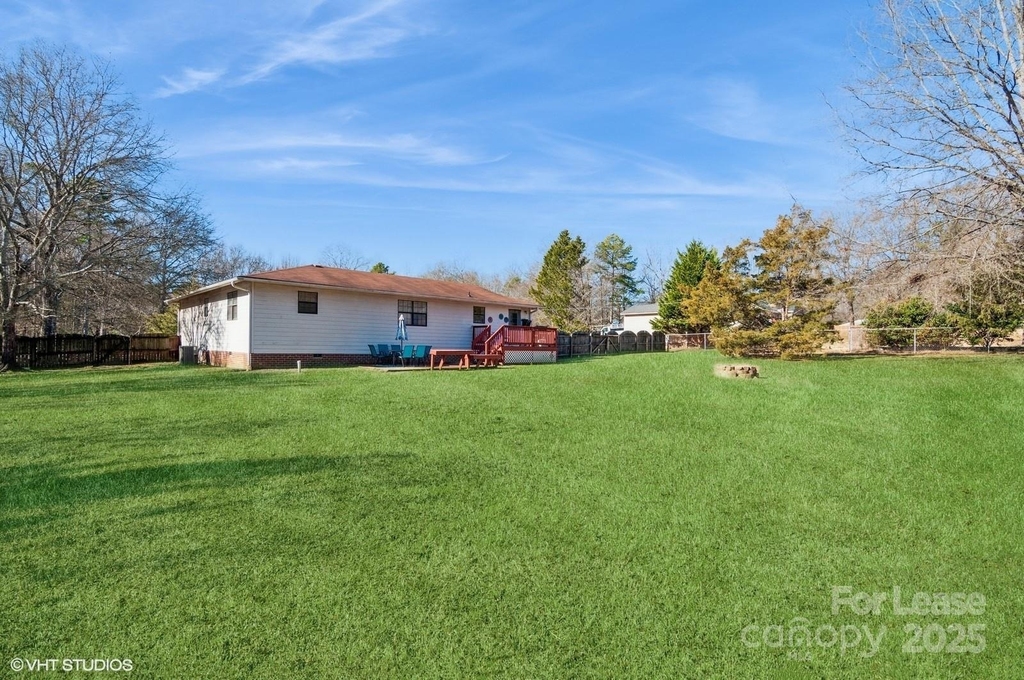 9938 Sandra Lane - Photo 32
