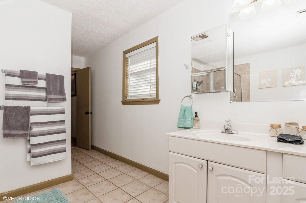 9938 Sandra Lane - Photo 19