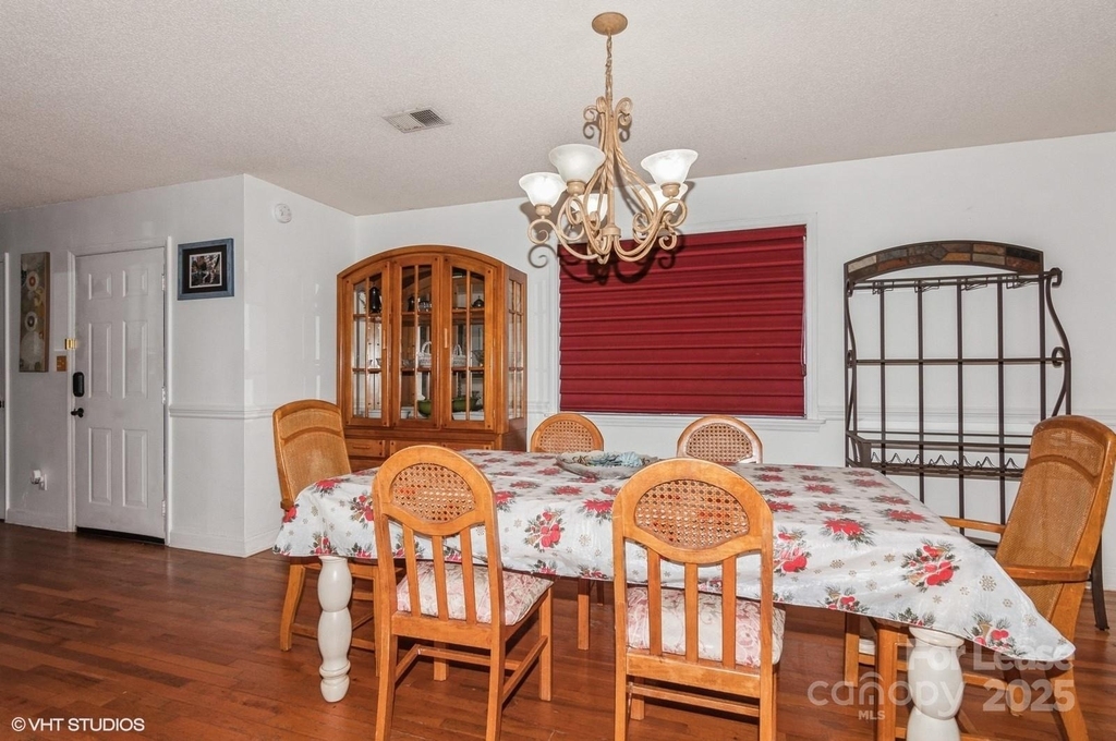 9938 Sandra Lane - Photo 5