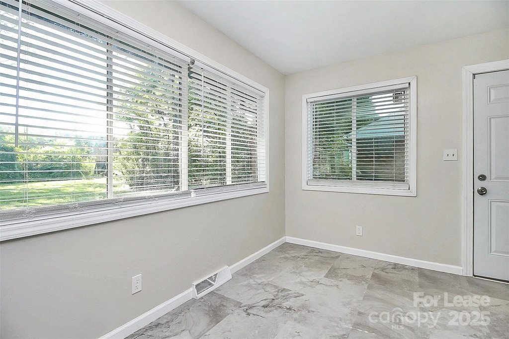 2244 English Drive - Photo 9