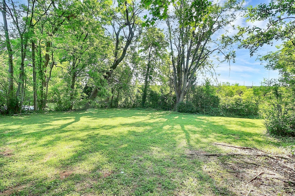 2244 English Drive - Photo 24