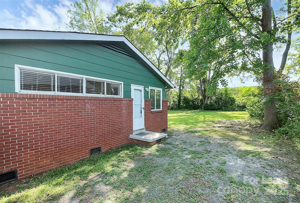 2244 English Drive - Photo 25