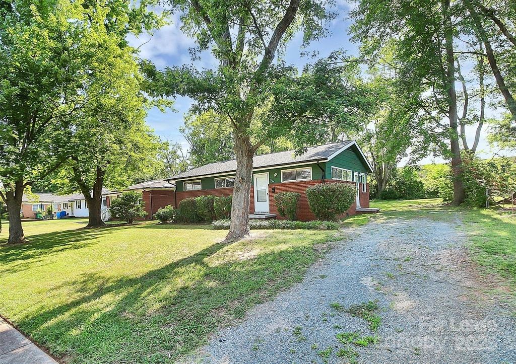 2244 English Drive - Photo 27