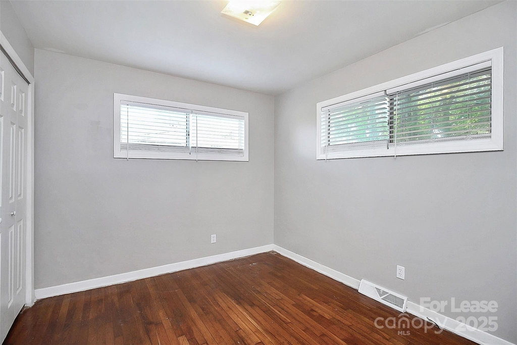 2244 English Drive - Photo 14