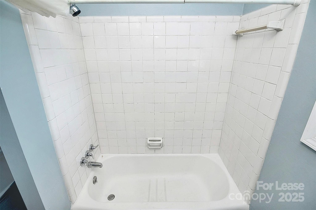 2244 English Drive - Photo 13