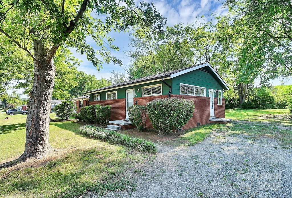 2244 English Drive - Photo 26