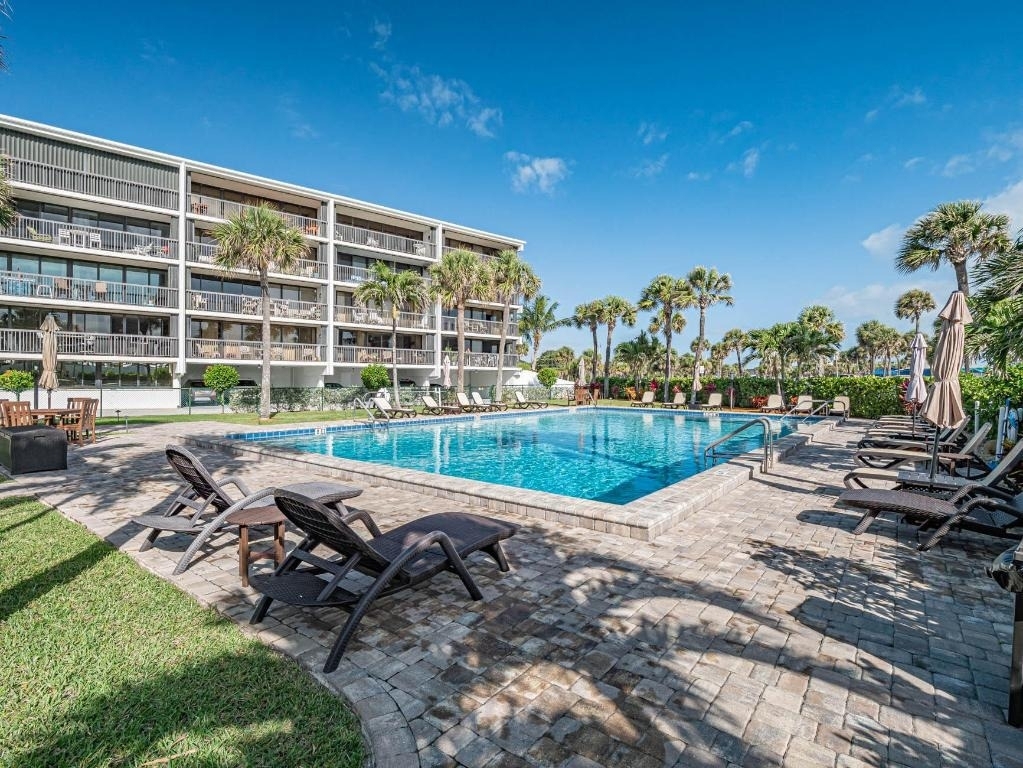 4141 Ocean Drive - Photo 30