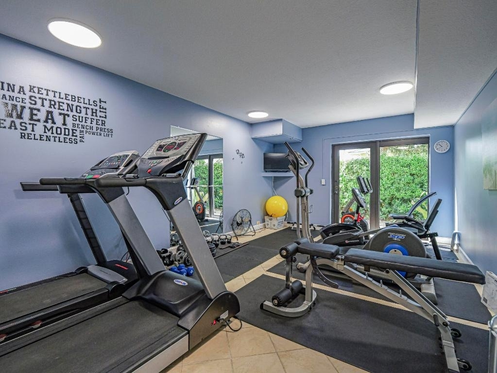 4141 Ocean Drive - Photo 28