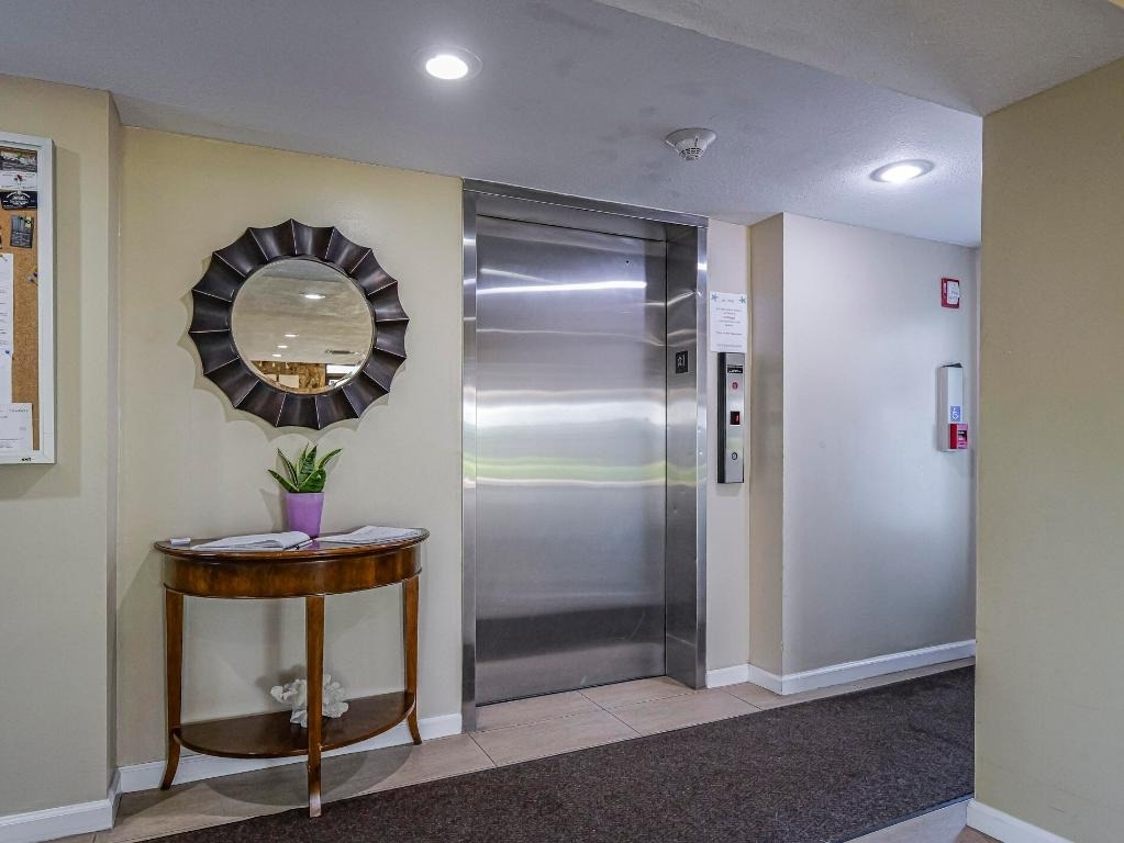 4141 Ocean Drive - Photo 2