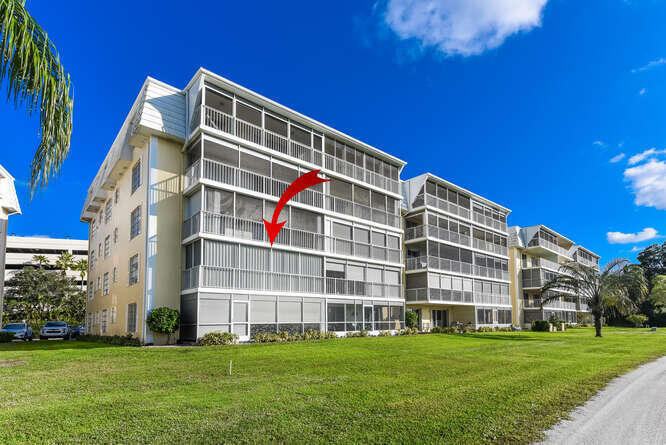 300 John F Kennedy Drive - Photo 1