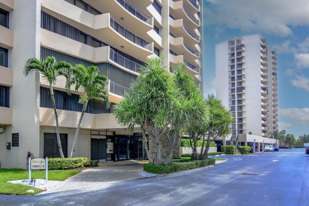 4200 N Ocean Drive - Photo 0
