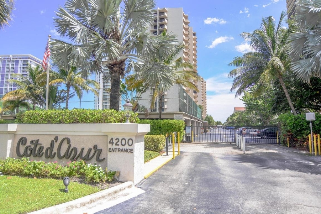 4200 N Ocean Drive - Photo 1