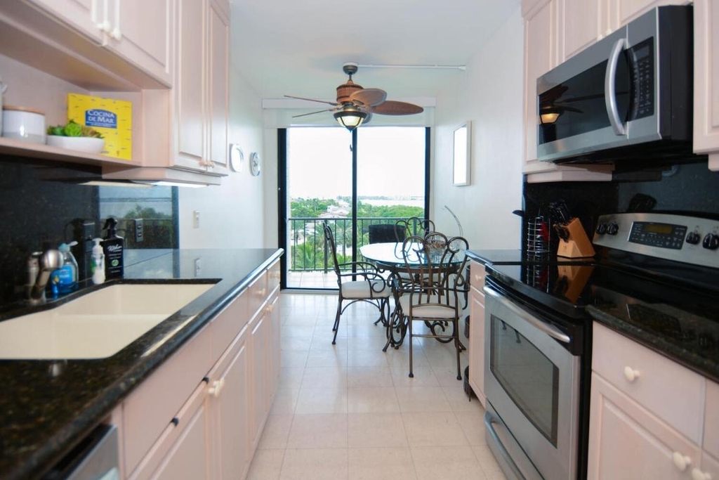 4200 N Ocean Drive - Photo 8