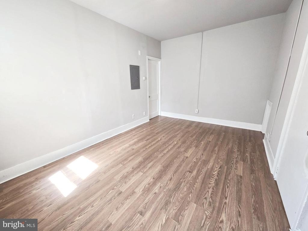 5717 N Park Avenue - Photo 6