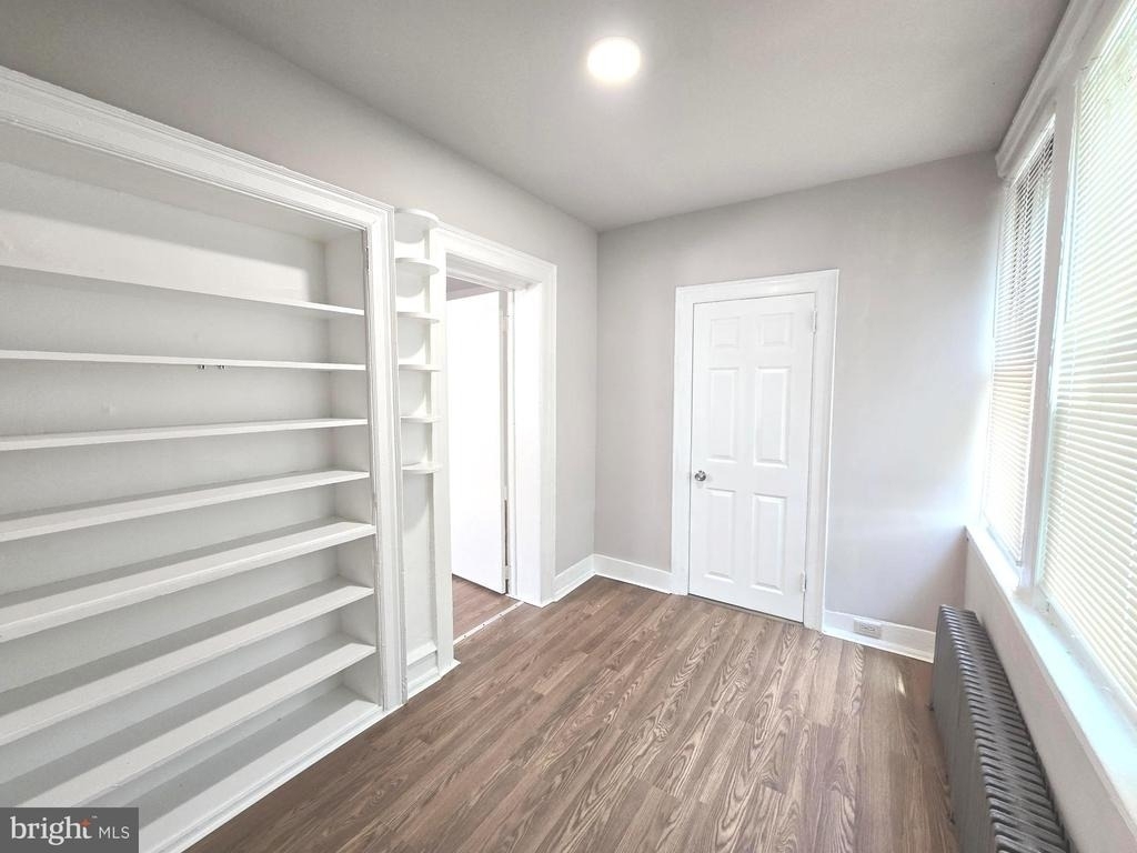 5717 N Park Avenue - Photo 3