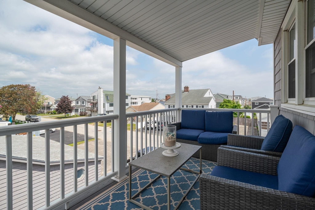 131 Franklin - Photo 2