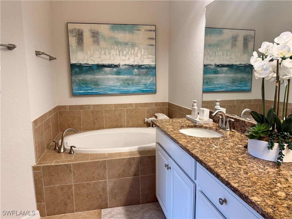 9498 Napoli Lane - Photo 35